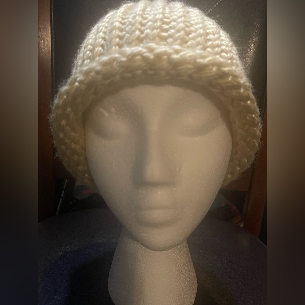 Elegant Cream Knit Women's Beanie